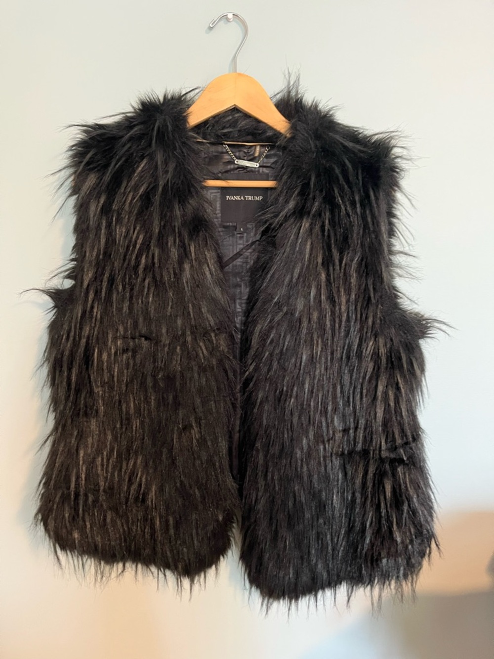 Ivanka Trump Black Faux Fur Vest. Large